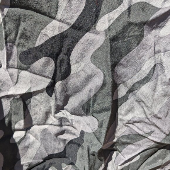 Time and Tru Elastic Waist Long Camo Skirt Sz M (8-10) - Picture 2 of 3